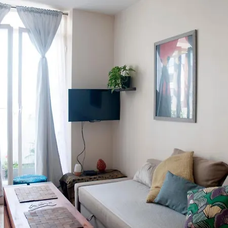 アパート 34m With Balcony In The Heart Of パリ