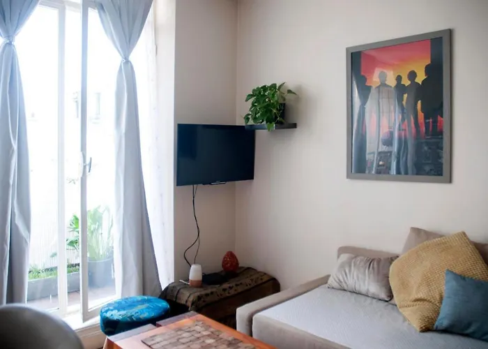 34m With Balcony In The Heart Of Párizs